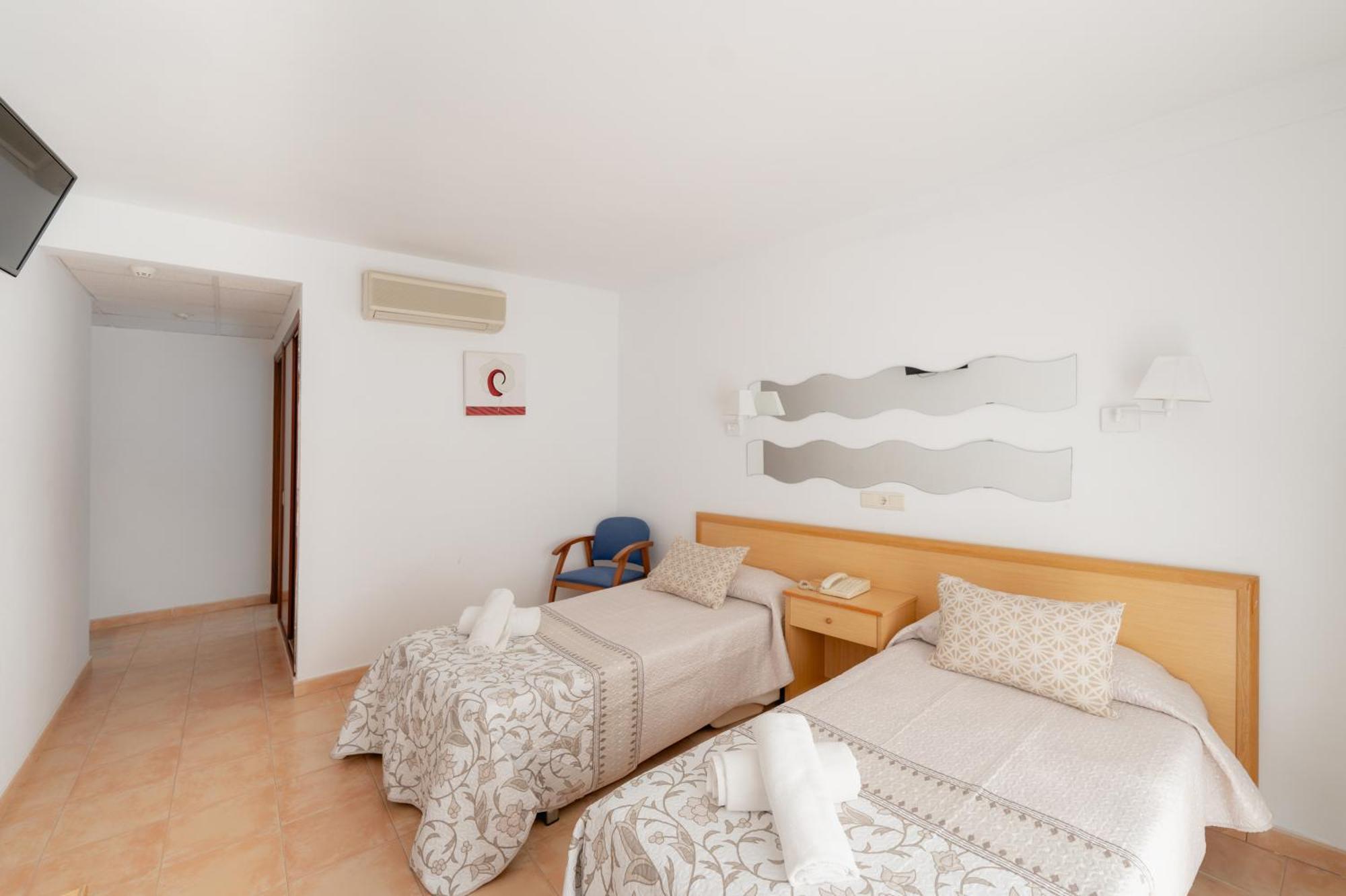 Hotel Santa Faz (Adults Only) เบนิดอร์ม ภายนอก รูปภาพ